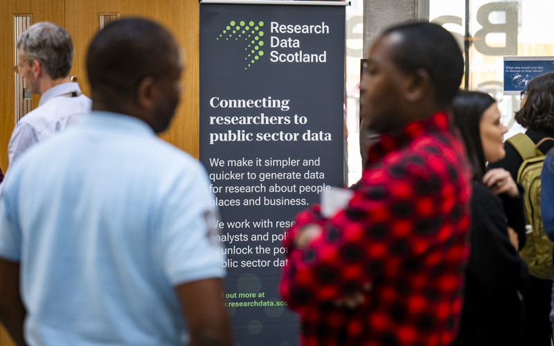 RDS pop up banner with people in fore and background