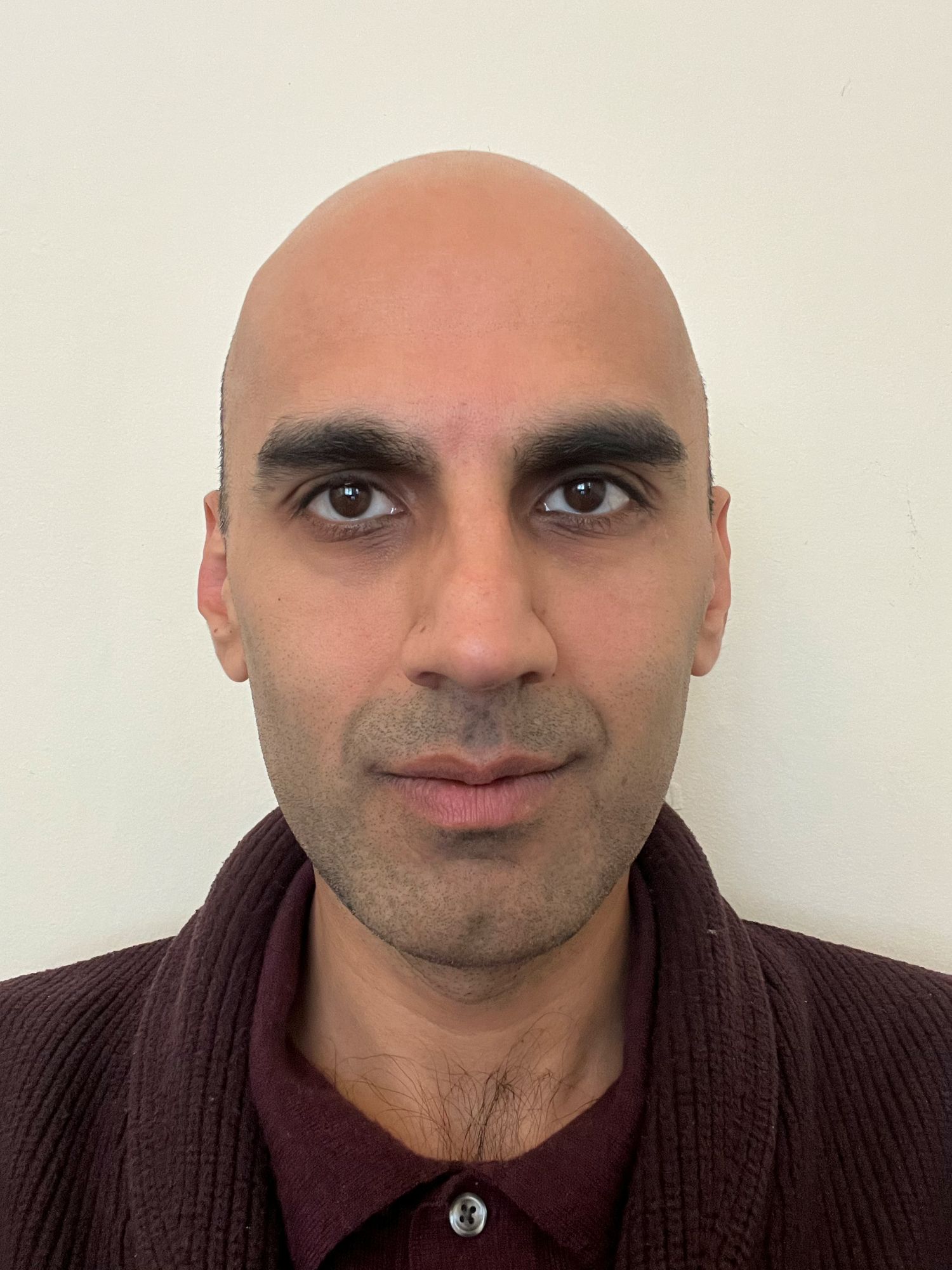 Headshot of Suhail Iqbal