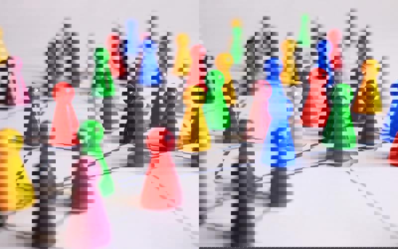 Coloured boardgame pieces