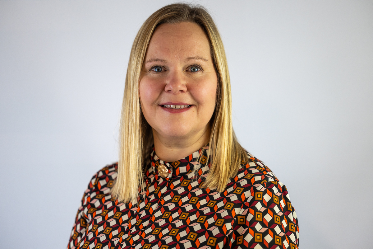 Headshot of Wendy Fraser