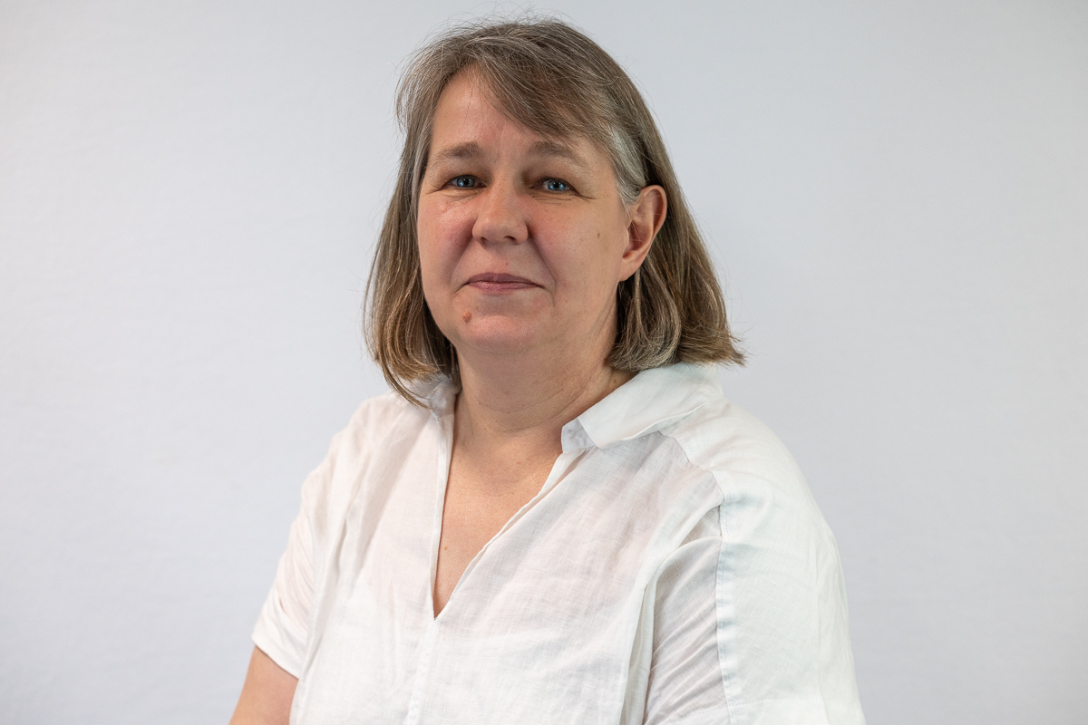 Headshot of Kate Ralton